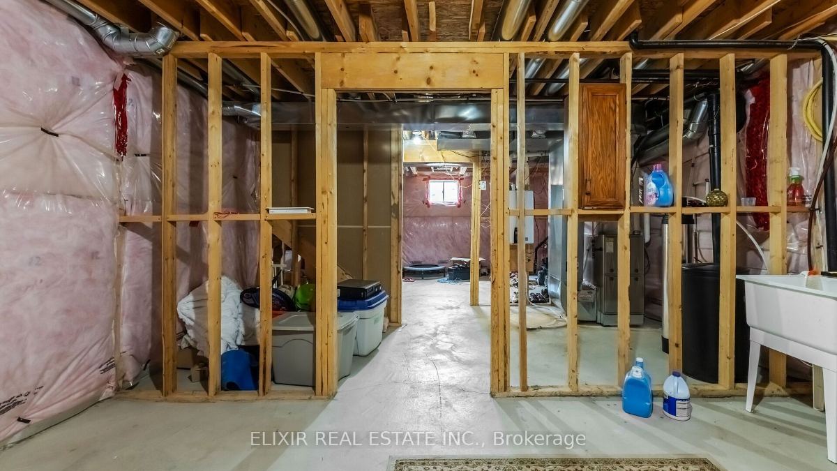 1029 Farmstead Dr — photo 31 of 33