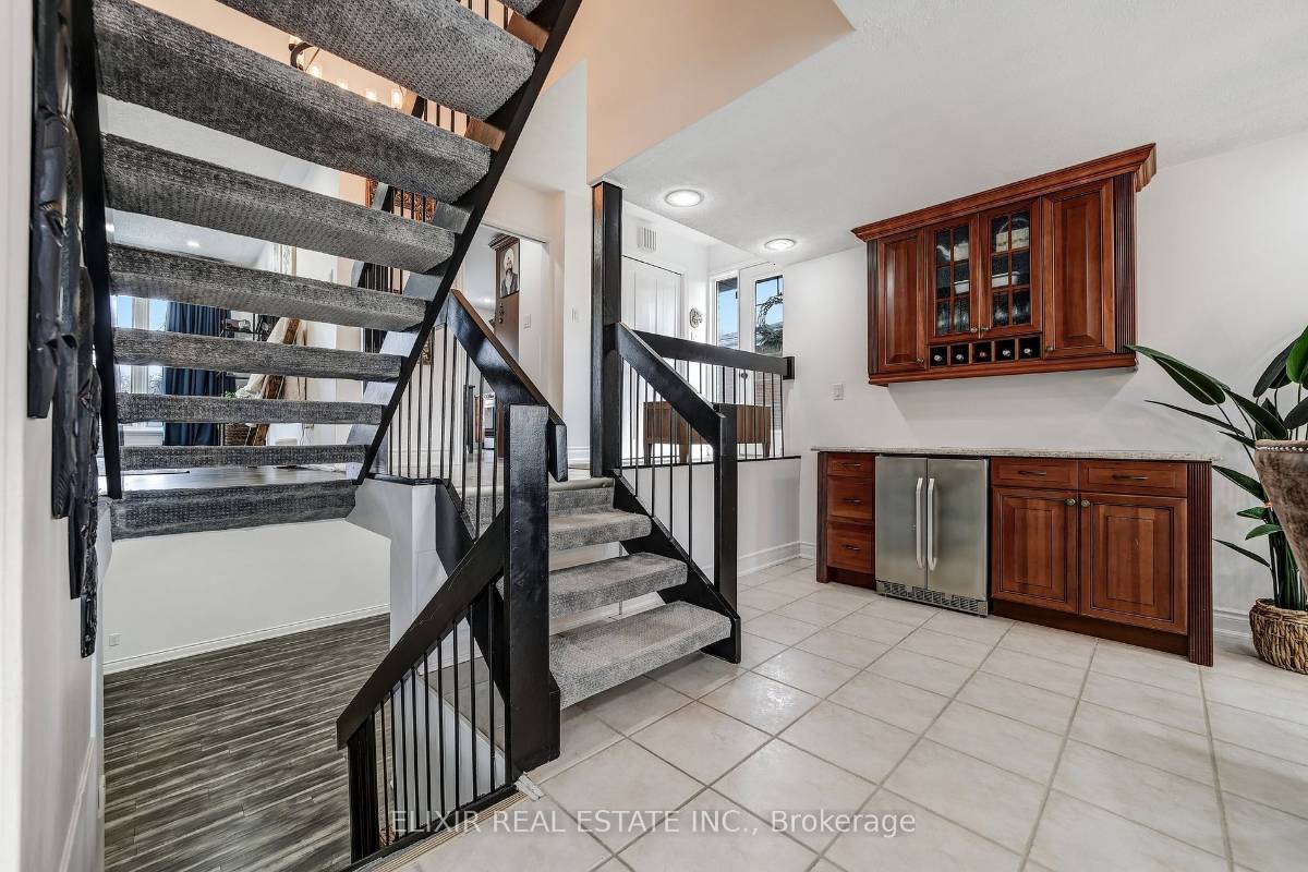 53 Winding Way — photo 9 of 38
