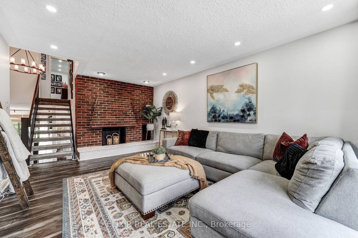53 Winding Way — photo 18 of 38