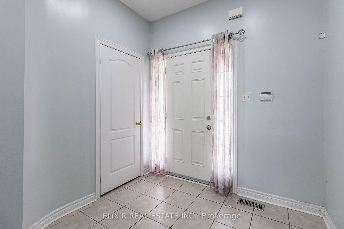 61 Bushmill Circ — photo 4 of 25