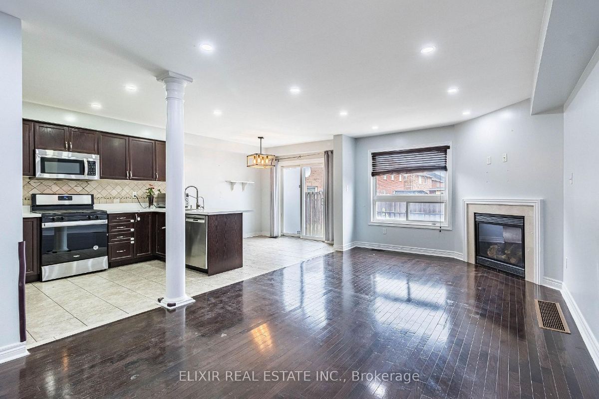 61 Bushmill Circ — photo 6 of 25